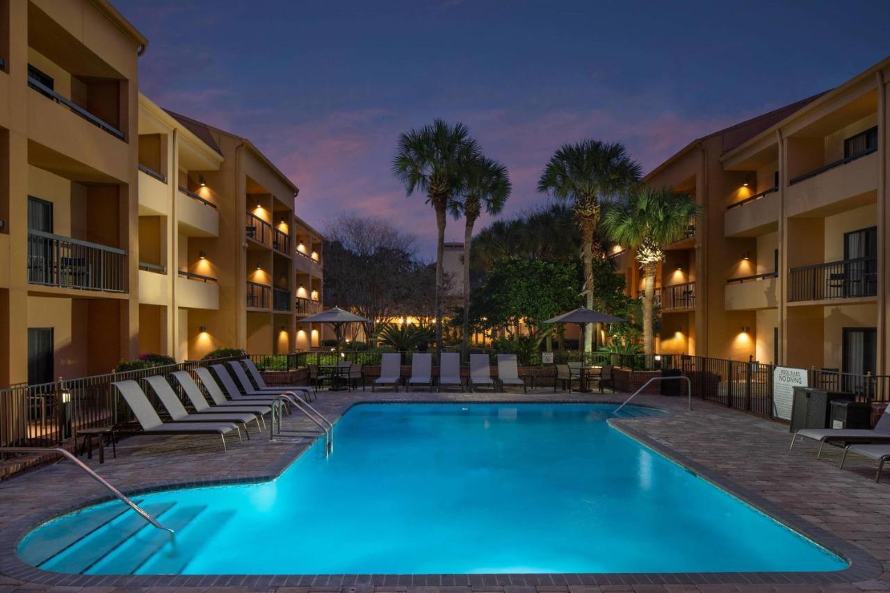 Courtyard By Marriott Jacksonville At The Mayo Clinic Campus/Beaches Exterior foto