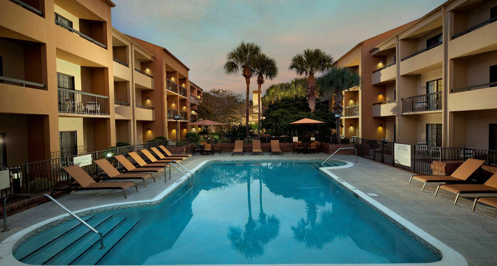 Courtyard By Marriott Jacksonville At The Mayo Clinic Campus/Beaches Exterior foto